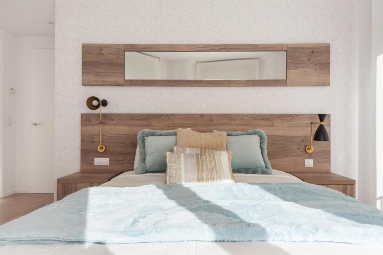 Incredible Design 2 Bedroom Apartment In Centro Madrid Bagian luar foto