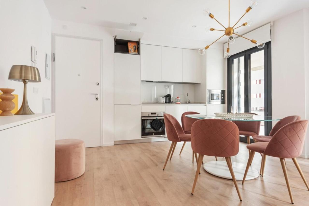 Incredible Design 2 Bedroom Apartment In Centro Madrid Bagian luar foto