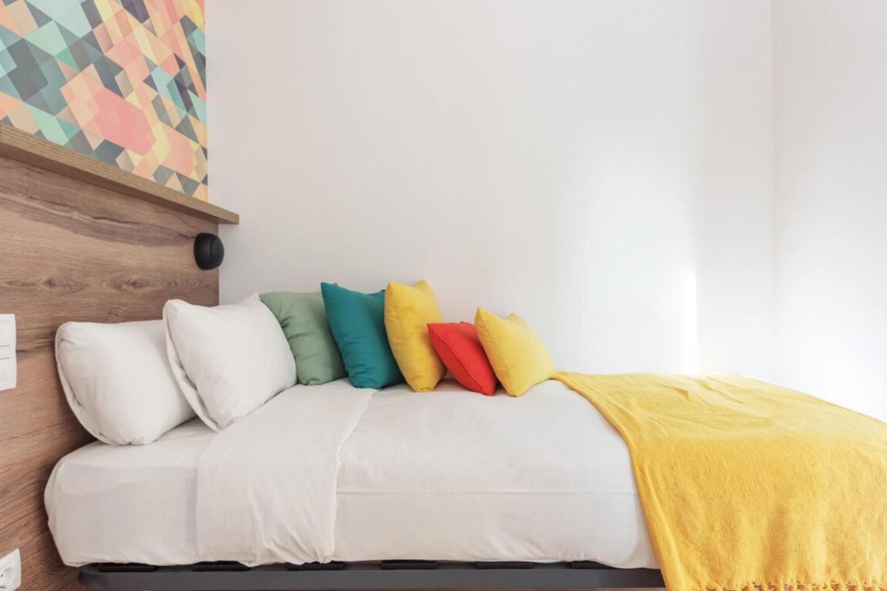 Incredible Design 2 Bedroom Apartment In Centro Madrid Bagian luar foto